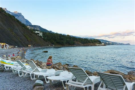 Лучшие пляжи Крыма для семейного отдыха с маленькими детьми: комфорт и безопасность